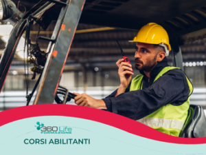 Conduzione di carrelli industriali semoventi con conducente a bordo